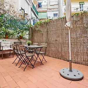 Flateli Poble Sec , Barcelona España